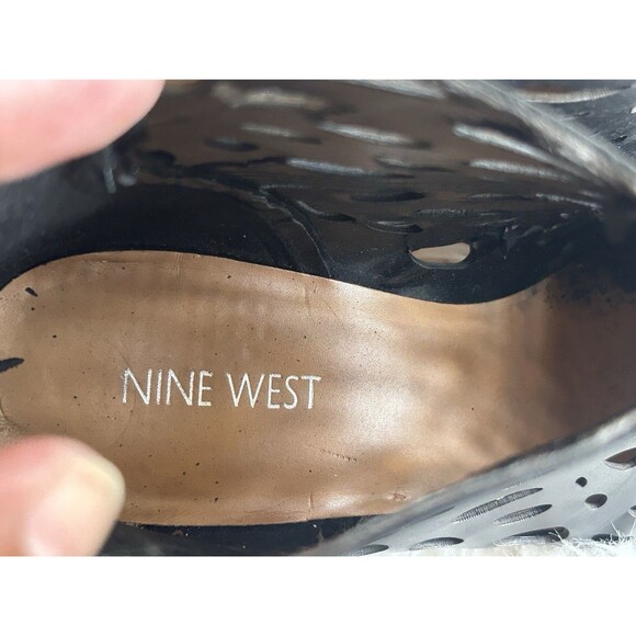 Nine West Darenne Women’s Size 9 Heeled Bootie Black Leather FLAW - Picture 15 of 16